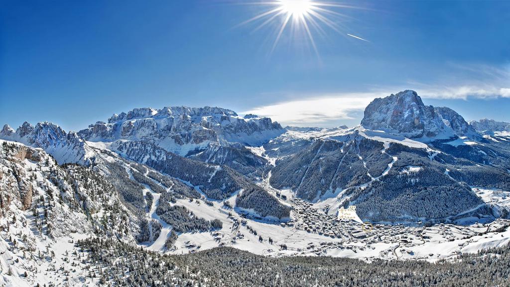 Hotel Des Alpes Selva di Val Gardena Kültér fotó